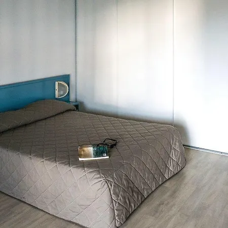 One-bedroom In *